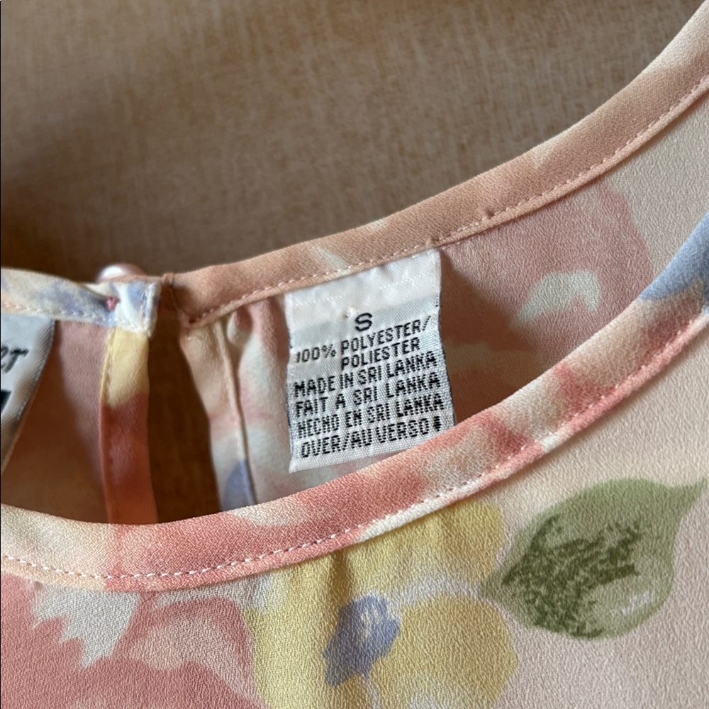 Vintage oversized Villager Pink and Cream Floral Top small - Picture 4 of 4
